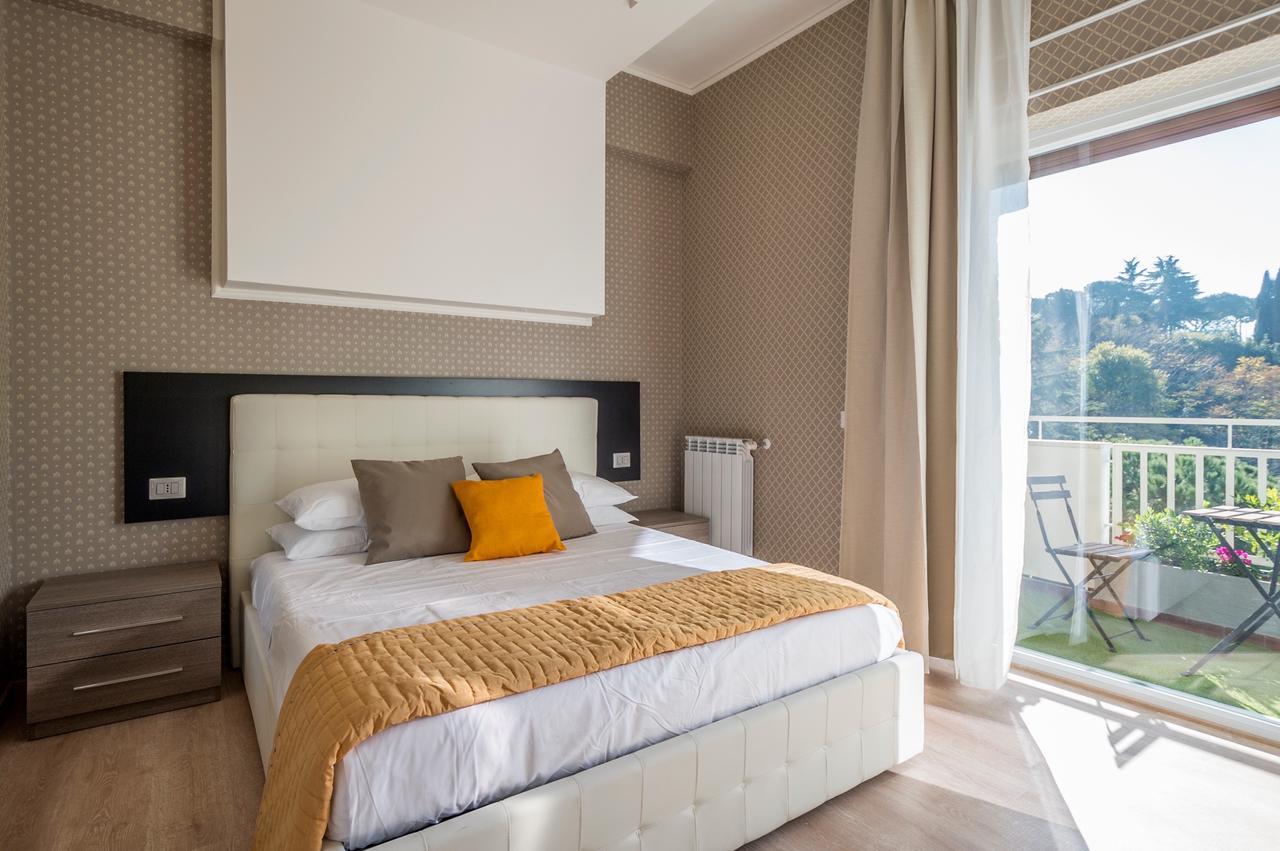 Happy Holiday In Rome B&B Екстериор снимка
