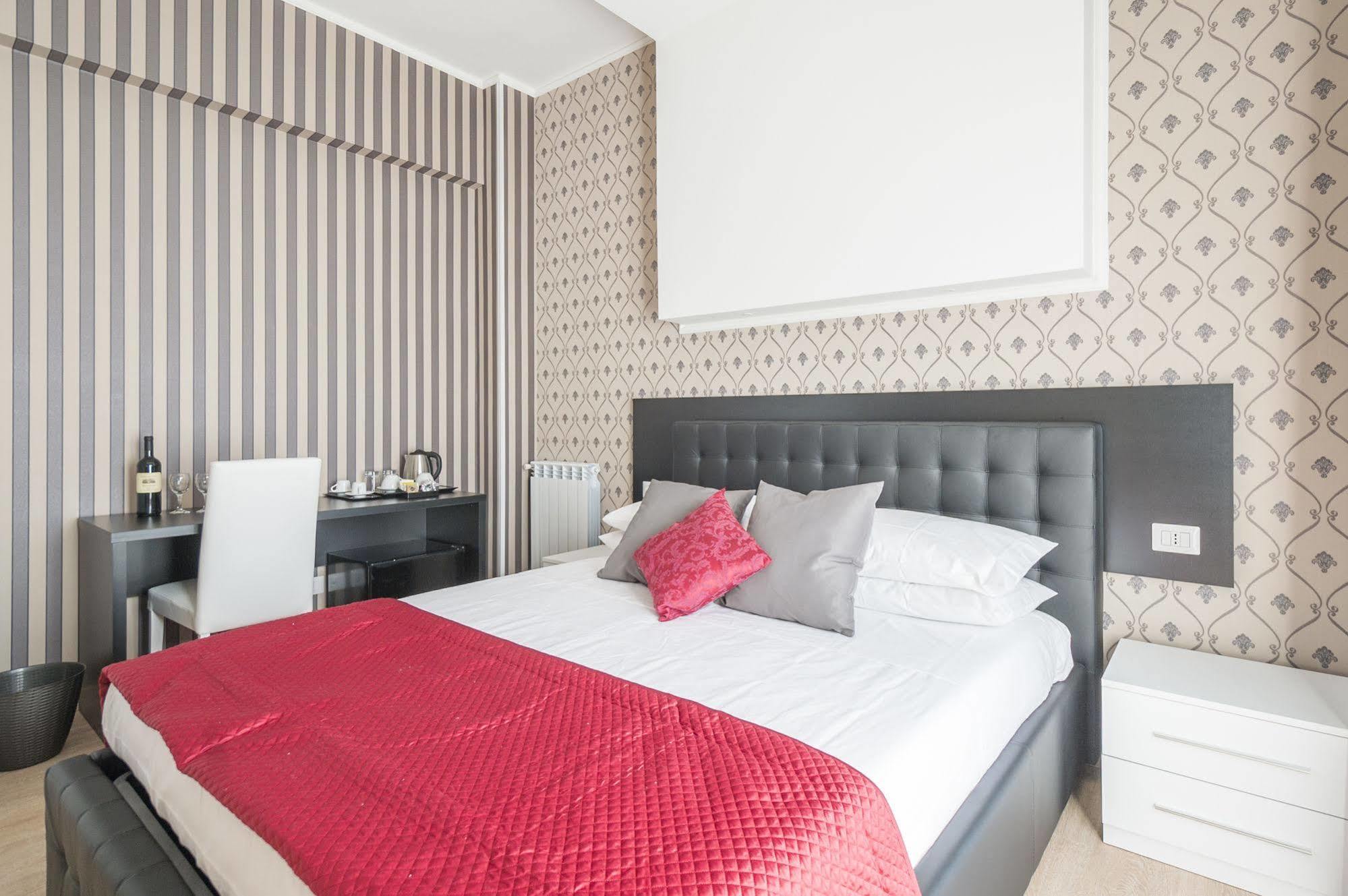 Happy Holiday In Rome B&B Екстериор снимка